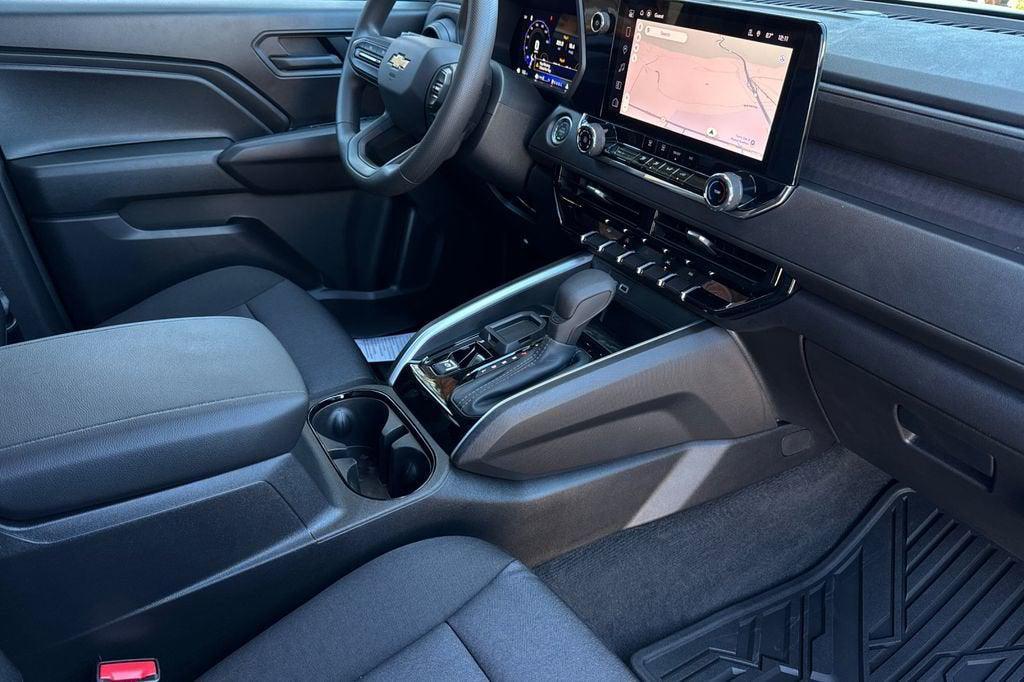 new 2026 Chevrolet Colorado car, priced at $33,388