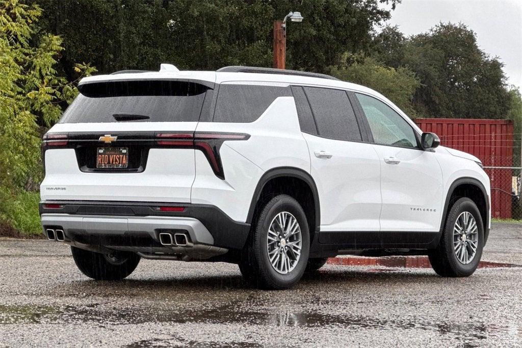 new 2025 Chevrolet Traverse car, priced at $38,495