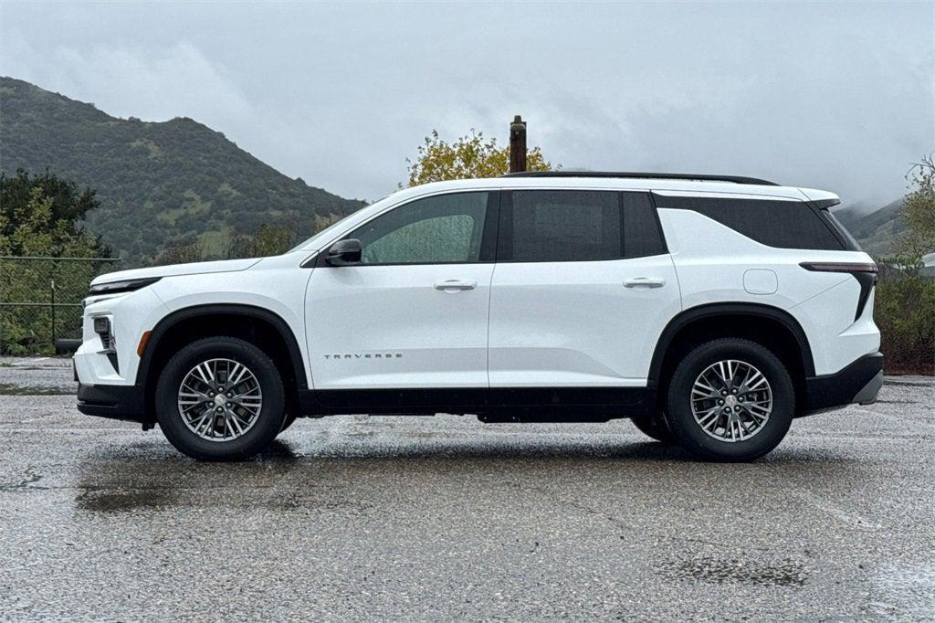 new 2025 Chevrolet Traverse car, priced at $38,495