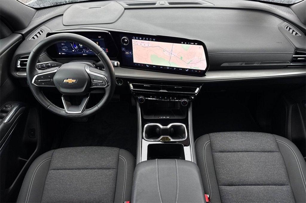 new 2025 Chevrolet Traverse car, priced at $38,495