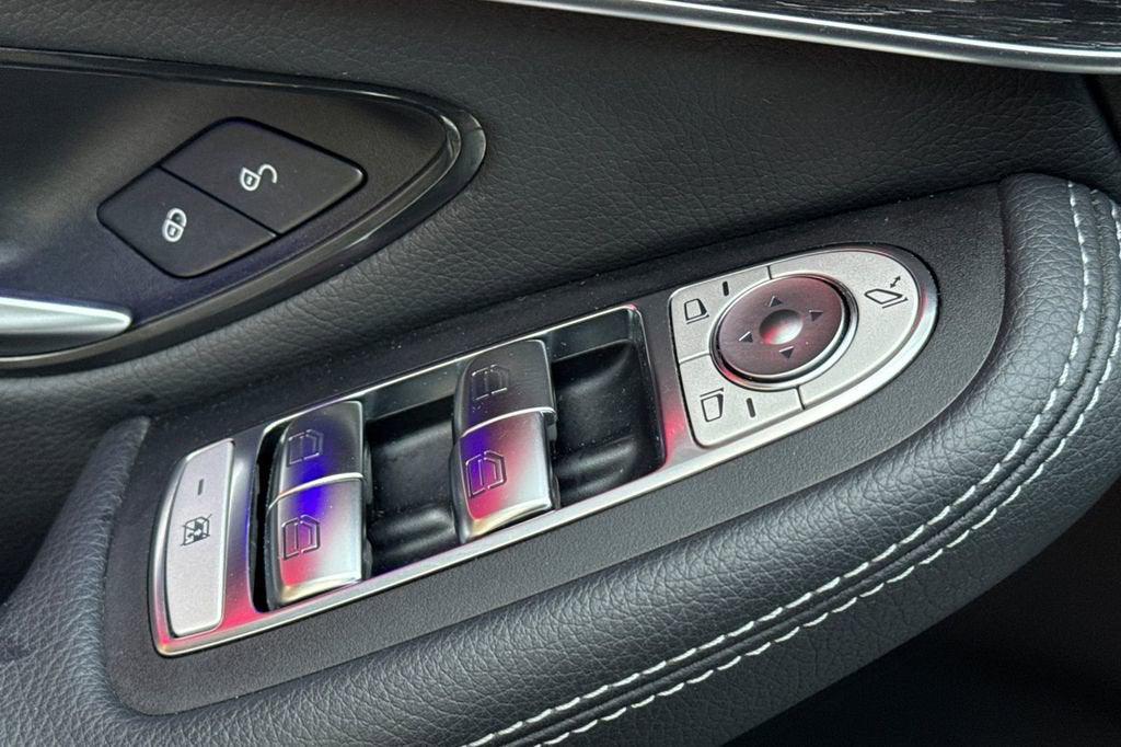 used 2022 Mercedes-Benz GLC 300 car, priced at $33,763