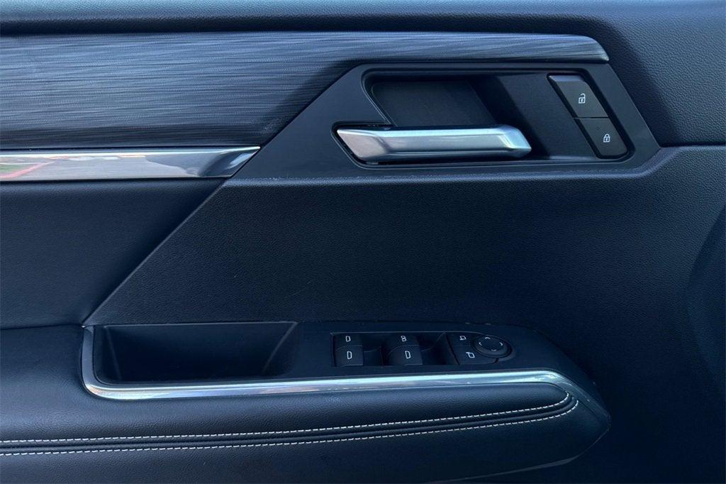 used 2025 GMC Acadia car, priced at $38,763