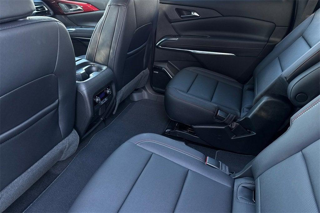 new 2026 Chevrolet Traverse car, priced at $55,806