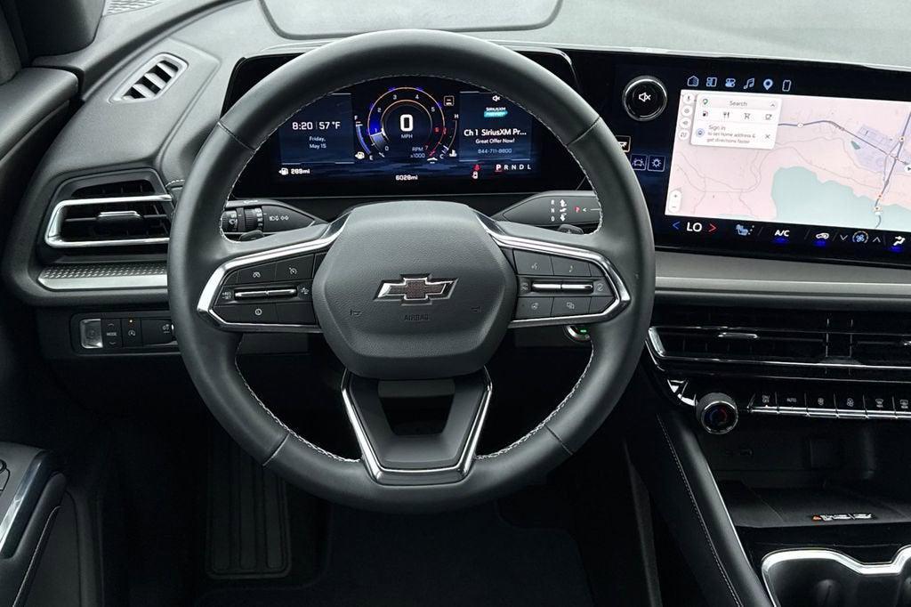 new 2026 Chevrolet Traverse car, priced at $42,995