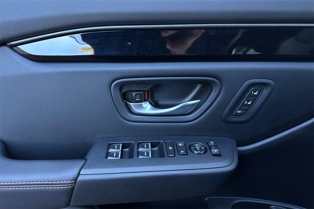 used 2025 Honda Pilot car, priced at $46,763