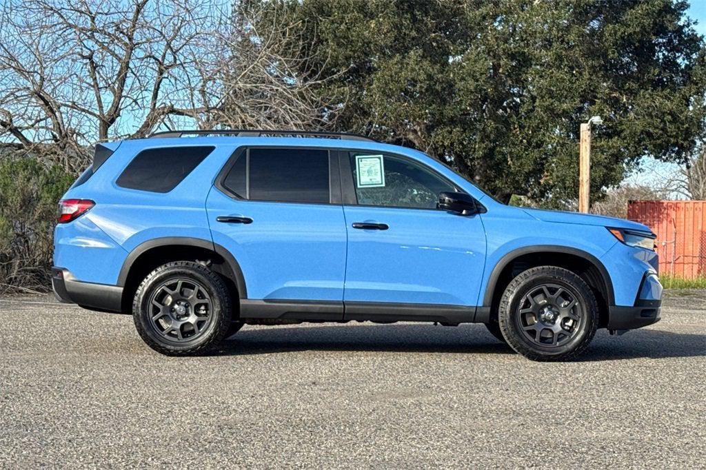 used 2025 Honda Pilot car, priced at $46,763