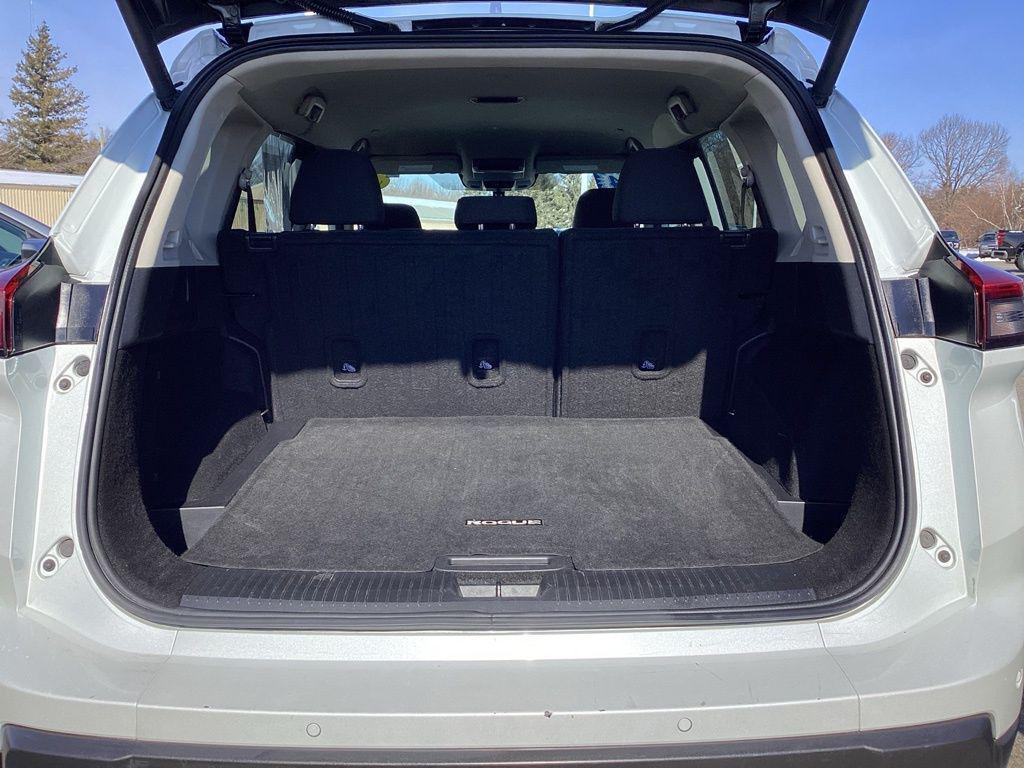 used 2024 Nissan Rogue car, priced at $20,953