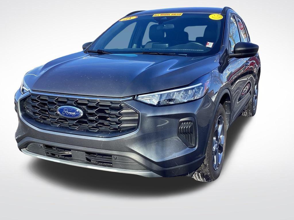 used 2025 Ford Escape car, priced at $26,009