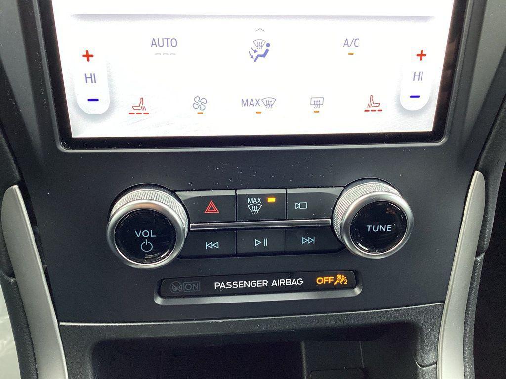 used 2024 Ford Edge car, priced at $23,467