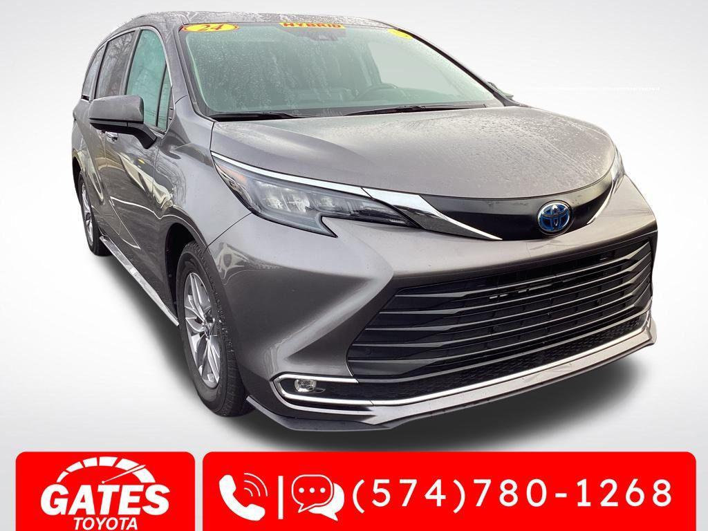 used 2024 Toyota Sienna car, priced at $39,703