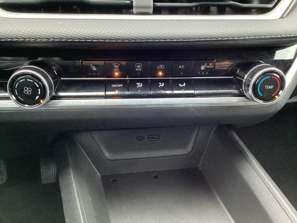 used 2025 Chevrolet Equinox car, priced at $27,447