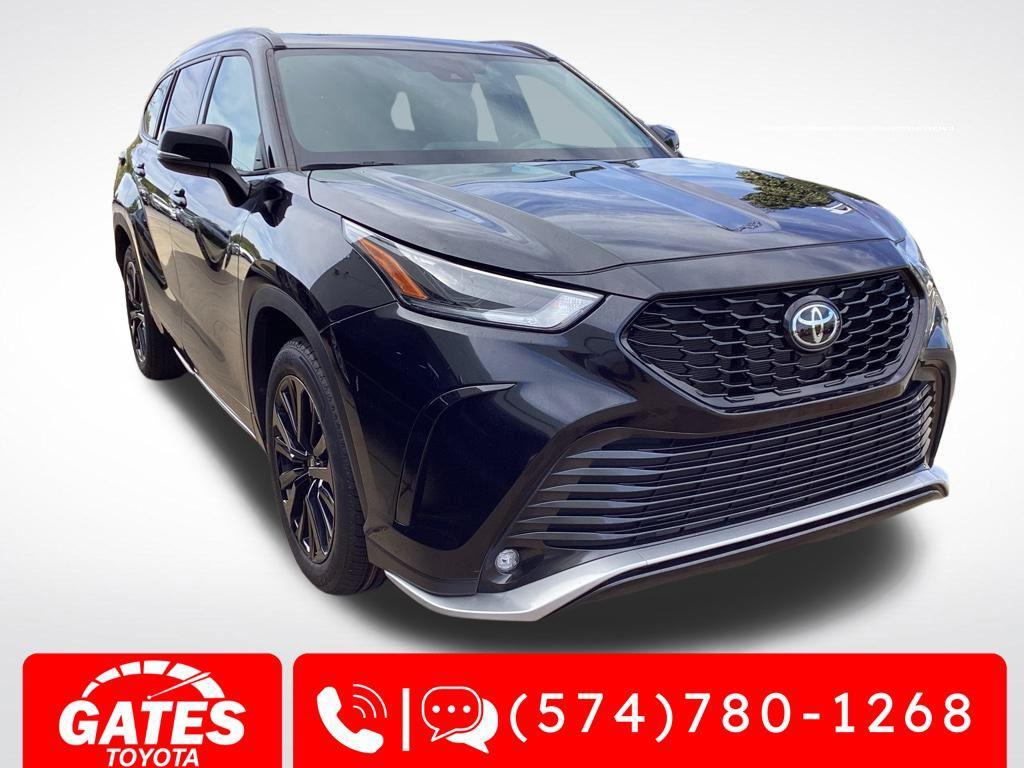 used 2024 Toyota Highlander car, priced at $42,240