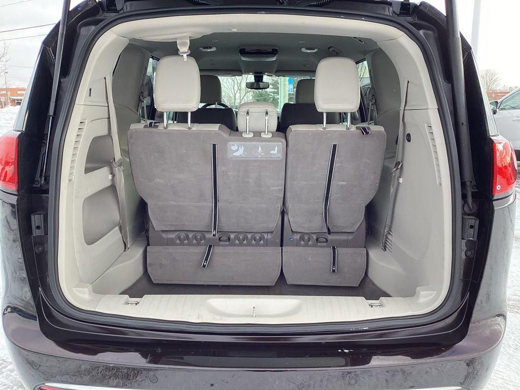 used 2019 Chrysler Pacifica car, priced at $19,647