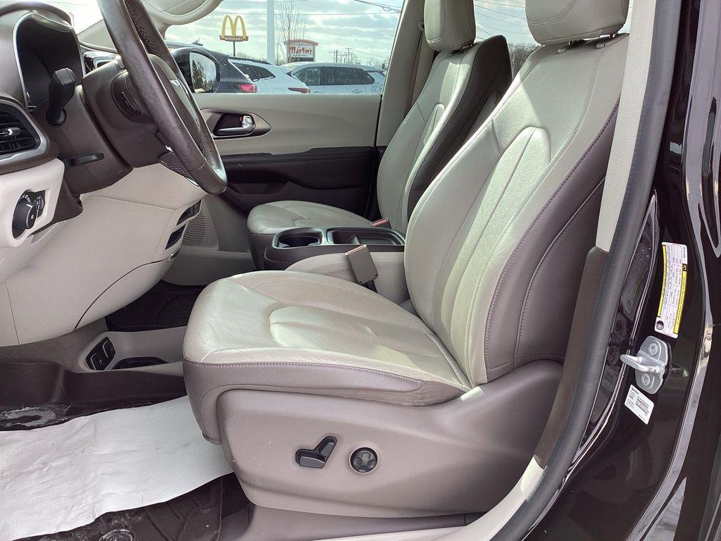 used 2019 Chrysler Pacifica car, priced at $19,647