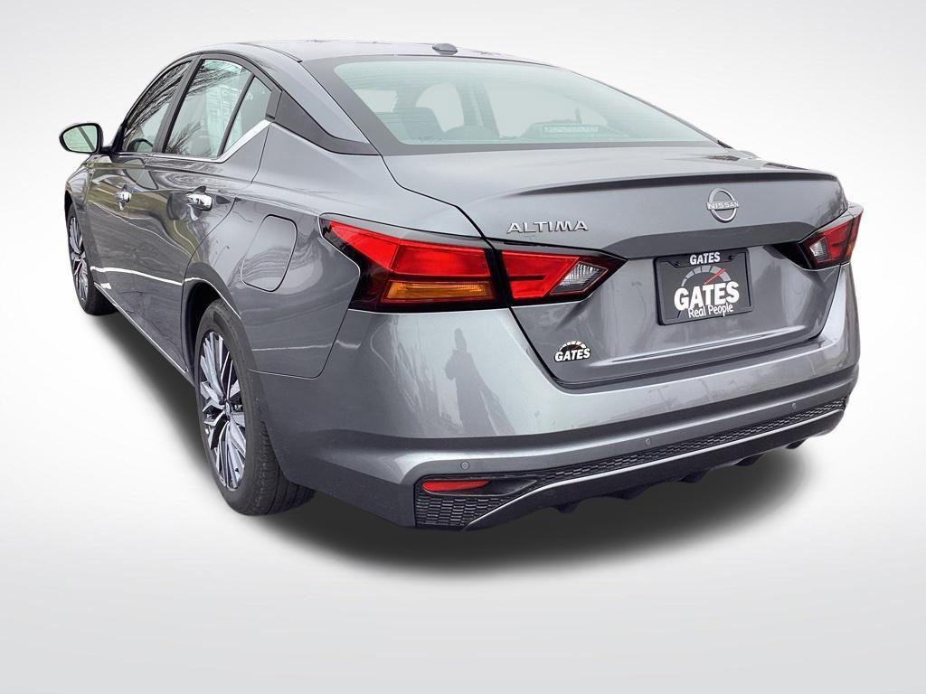 used 2025 Nissan Altima car, priced at $20,356