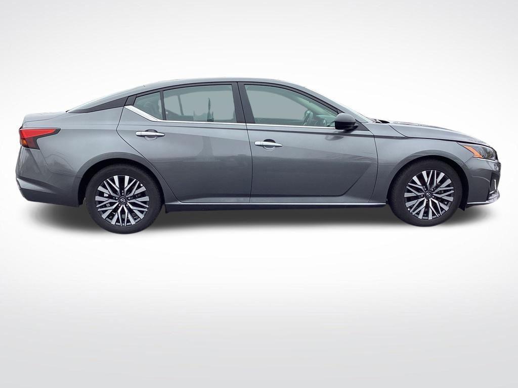used 2025 Nissan Altima car, priced at $20,356