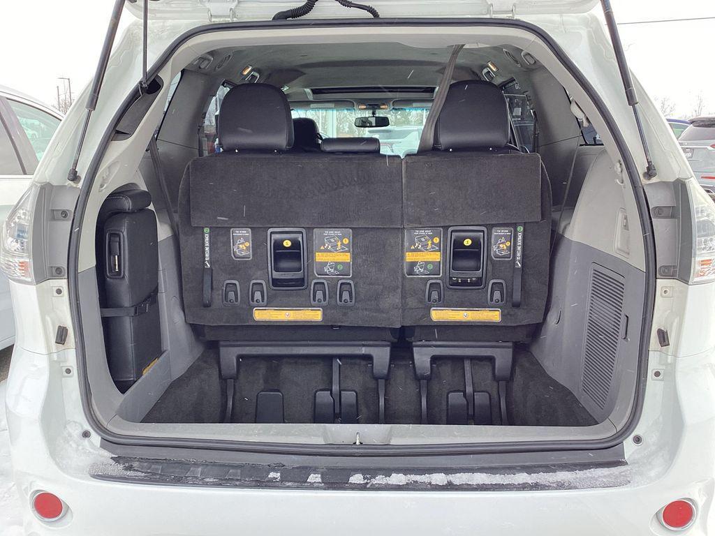 used 2013 Toyota Sienna car