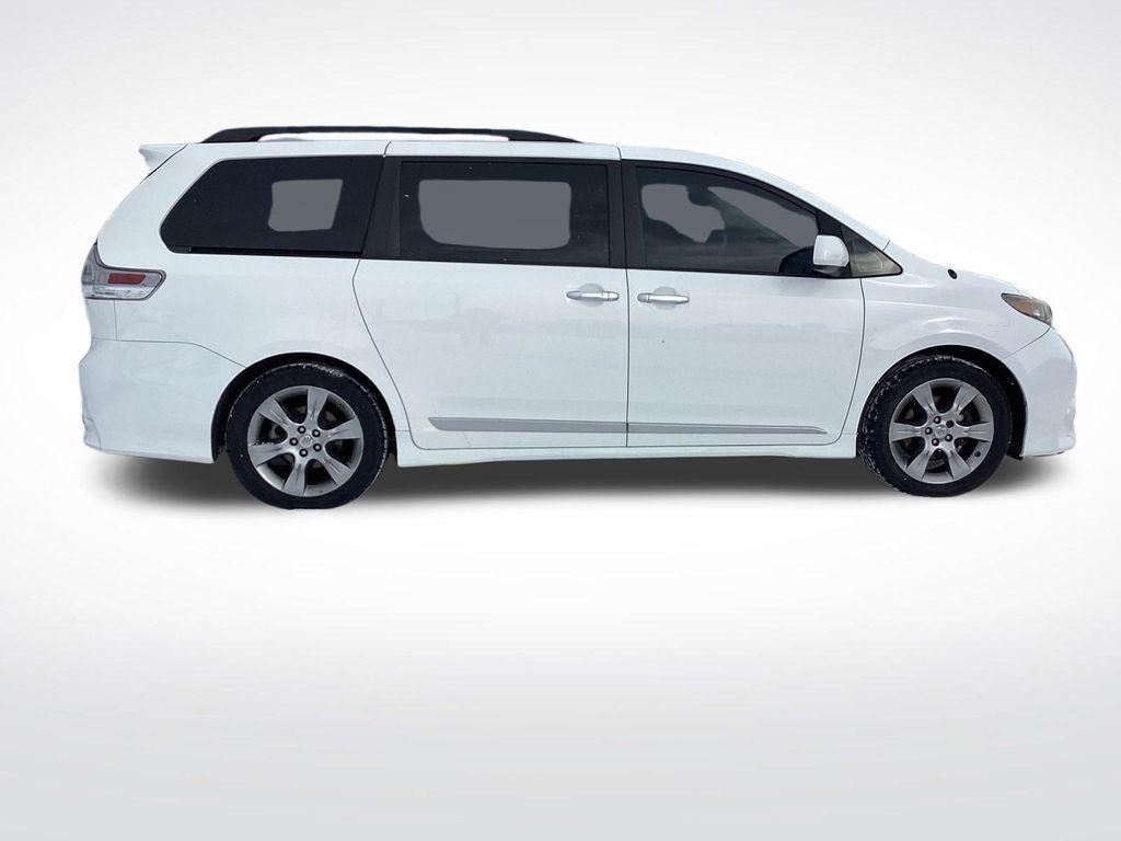 used 2013 Toyota Sienna car