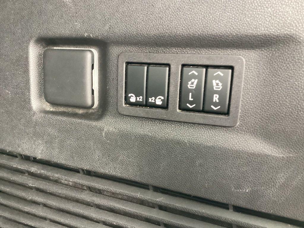 used 2023 Chevrolet Suburban car, priced at $50,254