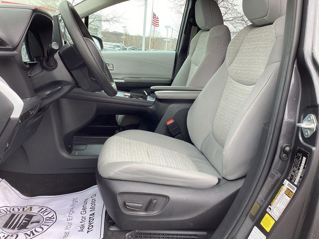 used 2025 Toyota Sienna car, priced at $38,940