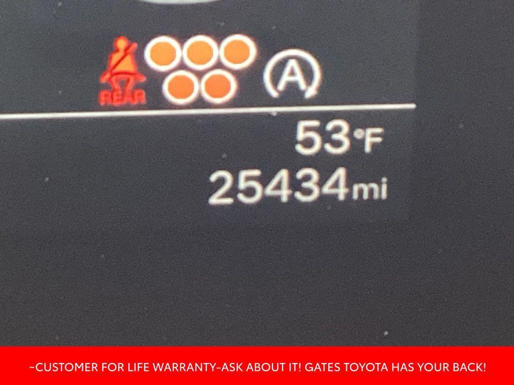 used 2025 Hyundai Santa Fe car, priced at $32,132