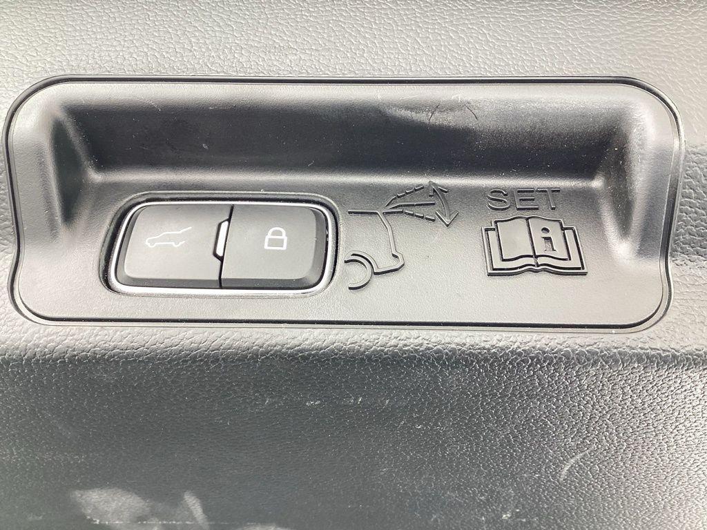 used 2024 Ford Explorer car, priced at $29,874