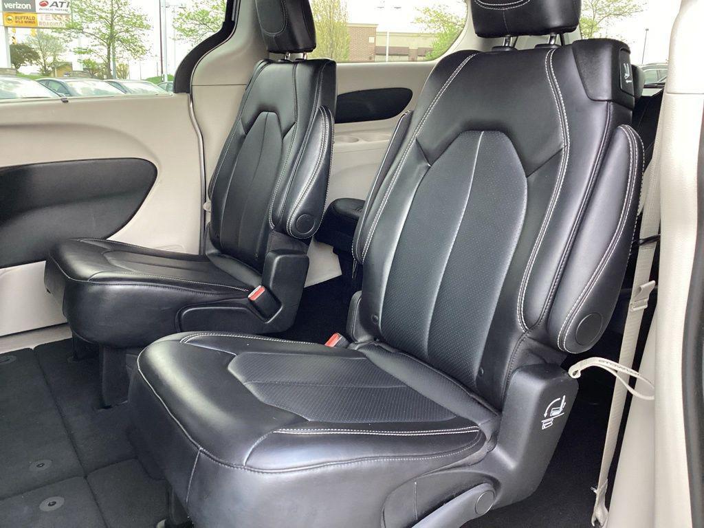 used 2024 Chrysler Pacifica car, priced at $29,405