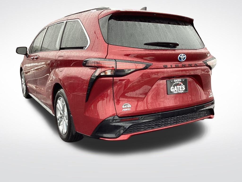 used 2021 Toyota Sienna car, priced at $23,080
