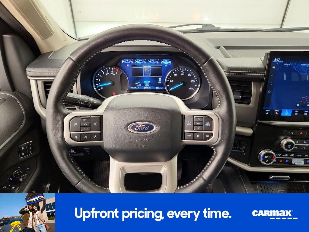 used 2024 Ford Expedition car, priced at $48,998