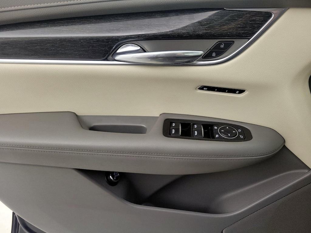 used 2021 Cadillac XT6 car, priced at $32,998