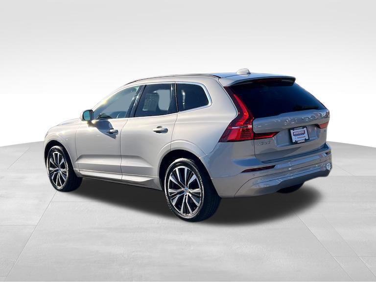 used 2022 Volvo XC60 car, priced at $23,216
