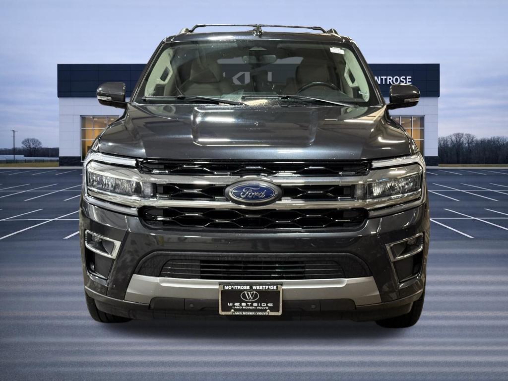 used 2024 Ford Expedition car, priced at $43,842