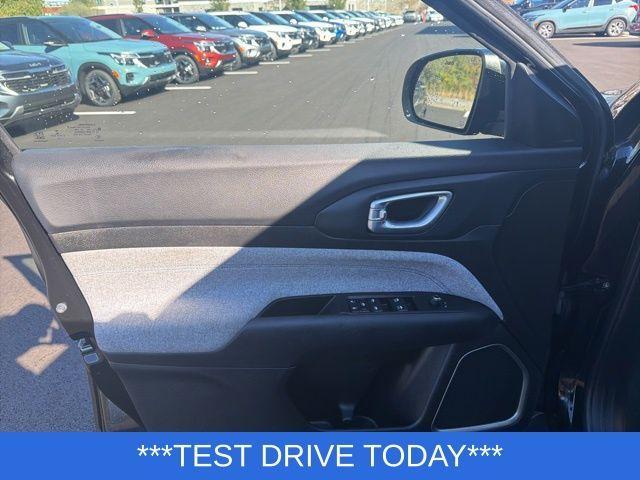 used 2022 Jeep Compass car, priced at $19,390