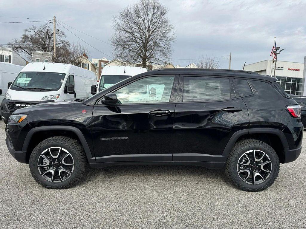 new 2025 Jeep Compass car, priced at $33,660
