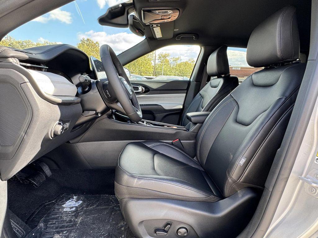 new 2026 Jeep Compass car, priced at $33,470