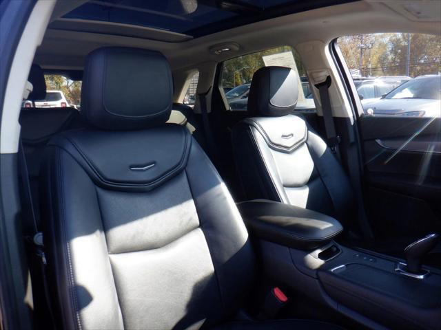 used 2017 Cadillac XT5 car, priced at $21,818