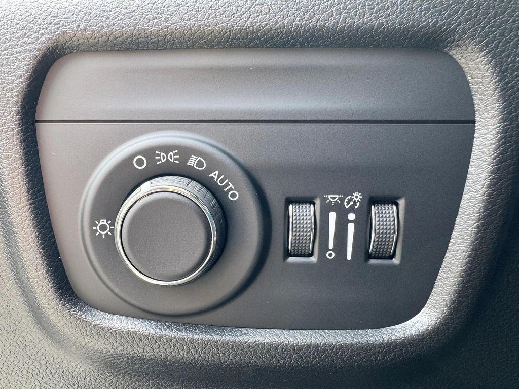 new 2025 Jeep Grand Cherokee L car, priced at $46,630