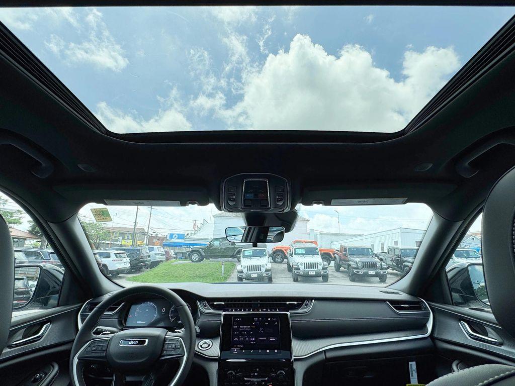 new 2025 Jeep Grand Cherokee L car, priced at $46,630