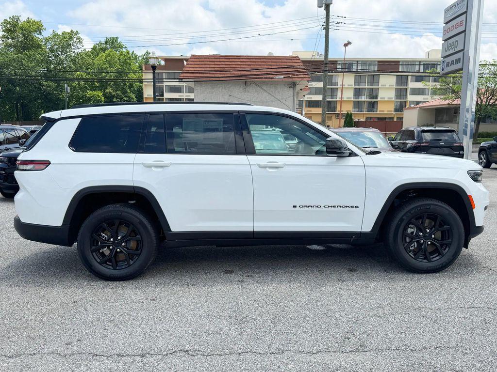 new 2025 Jeep Grand Cherokee L car, priced at $46,630