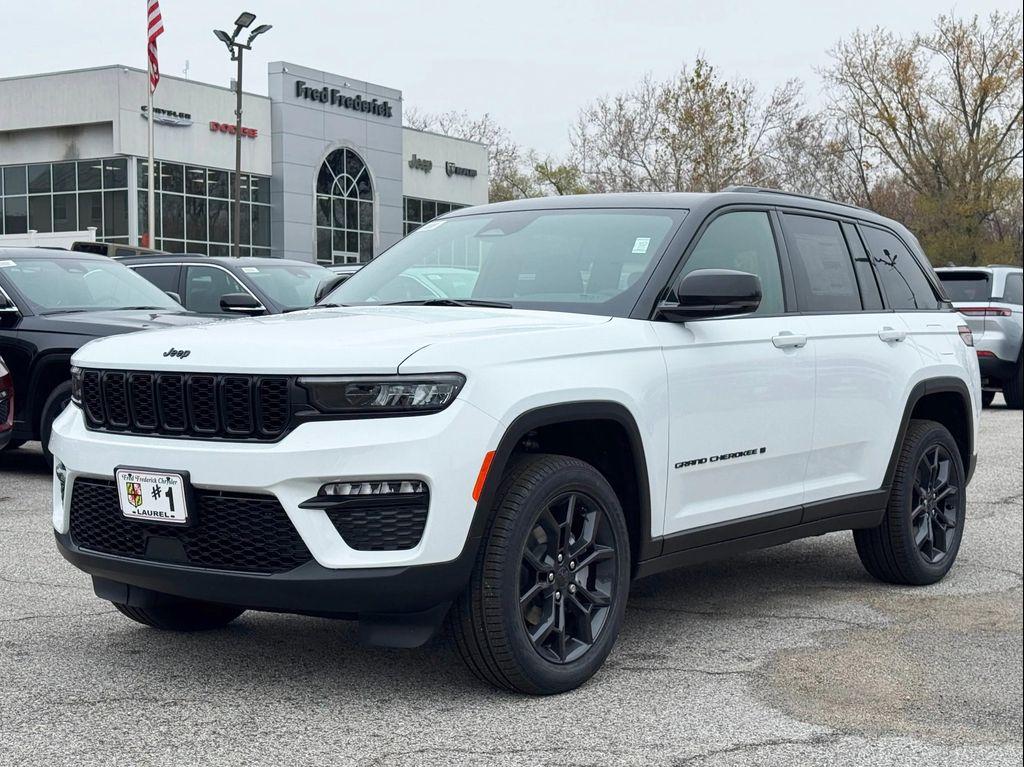 new 2025 Jeep Grand Cherokee car, priced at $51,885