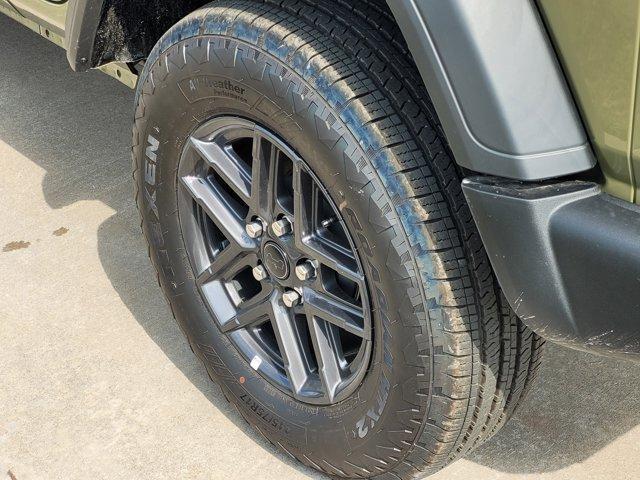 new 2025 Jeep Wrangler car, priced at $45,981