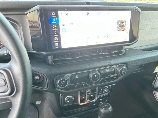 new 2025 Jeep Gladiator car, priced at $42,995