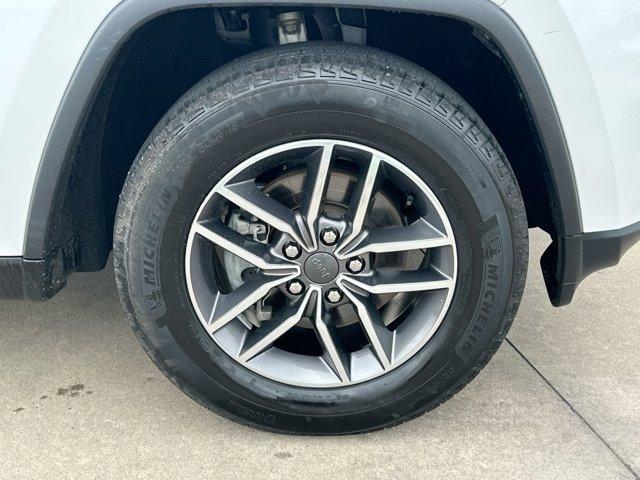 used 2020 Jeep Grand Cherokee car, priced at $21,995