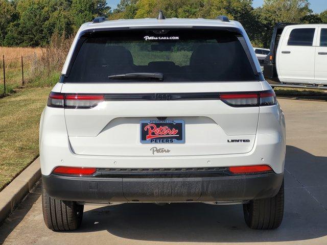new 2025 Jeep Grand Cherokee car, priced at $47,995