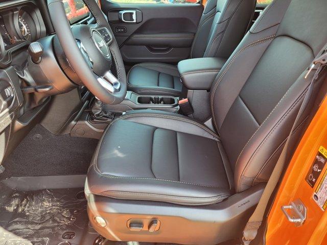 new 2025 Jeep Wrangler car, priced at $53,161