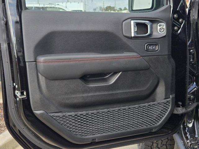 new 2025 Jeep Gladiator car, priced at $51,611