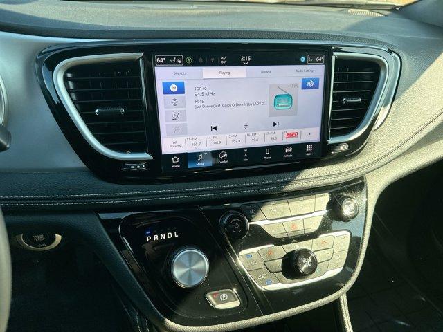 used 2025 Chrysler Pacifica car, priced at $39,995