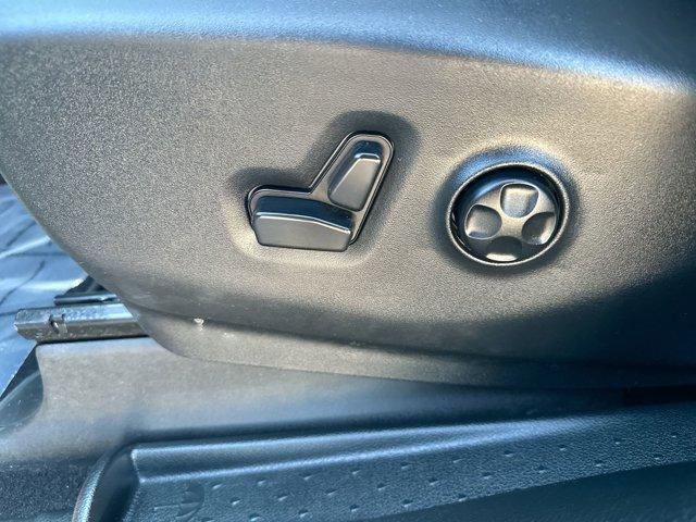 used 2025 Chrysler Pacifica car, priced at $39,995