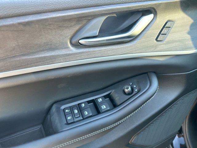 new 2025 Jeep Grand Cherokee L car, priced at $53,438