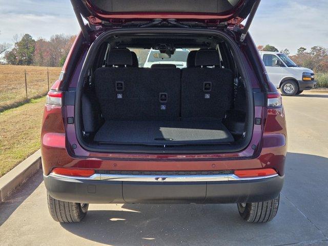 new 2025 Jeep Grand Cherokee car, priced at $41,870
